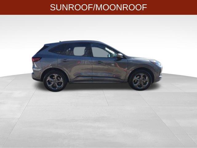 Used 2024 Ford Escape ST-Line Select AWD/4WD image 8