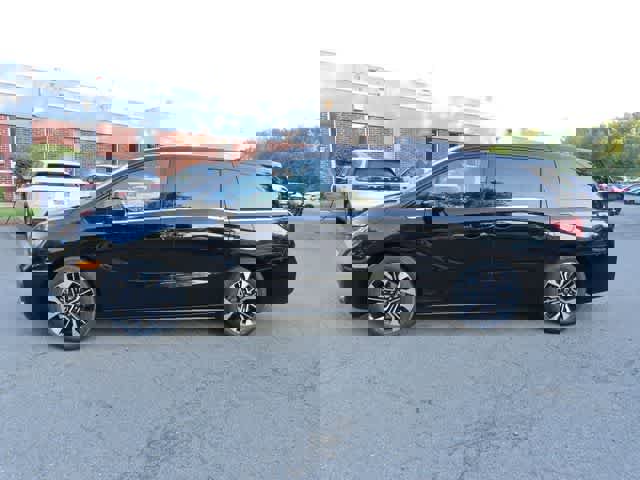 New 2026 Honda Odyssey Elite image 3