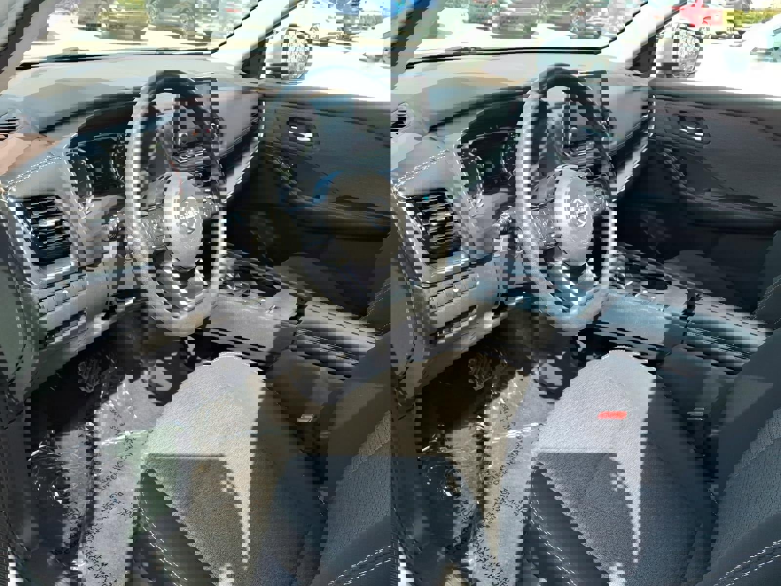 Used 2022 Nissan Rogue SV image 7