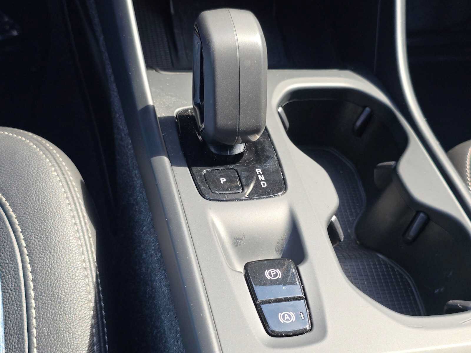 Certified 2024 Volvo XC40 B5 Core w/ Climate Package AWD/4WD image 32