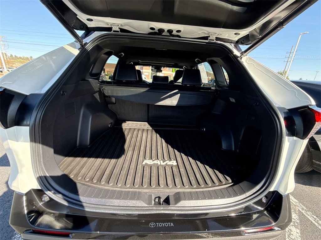 Used 2021 Toyota RAV4 XSE image 30