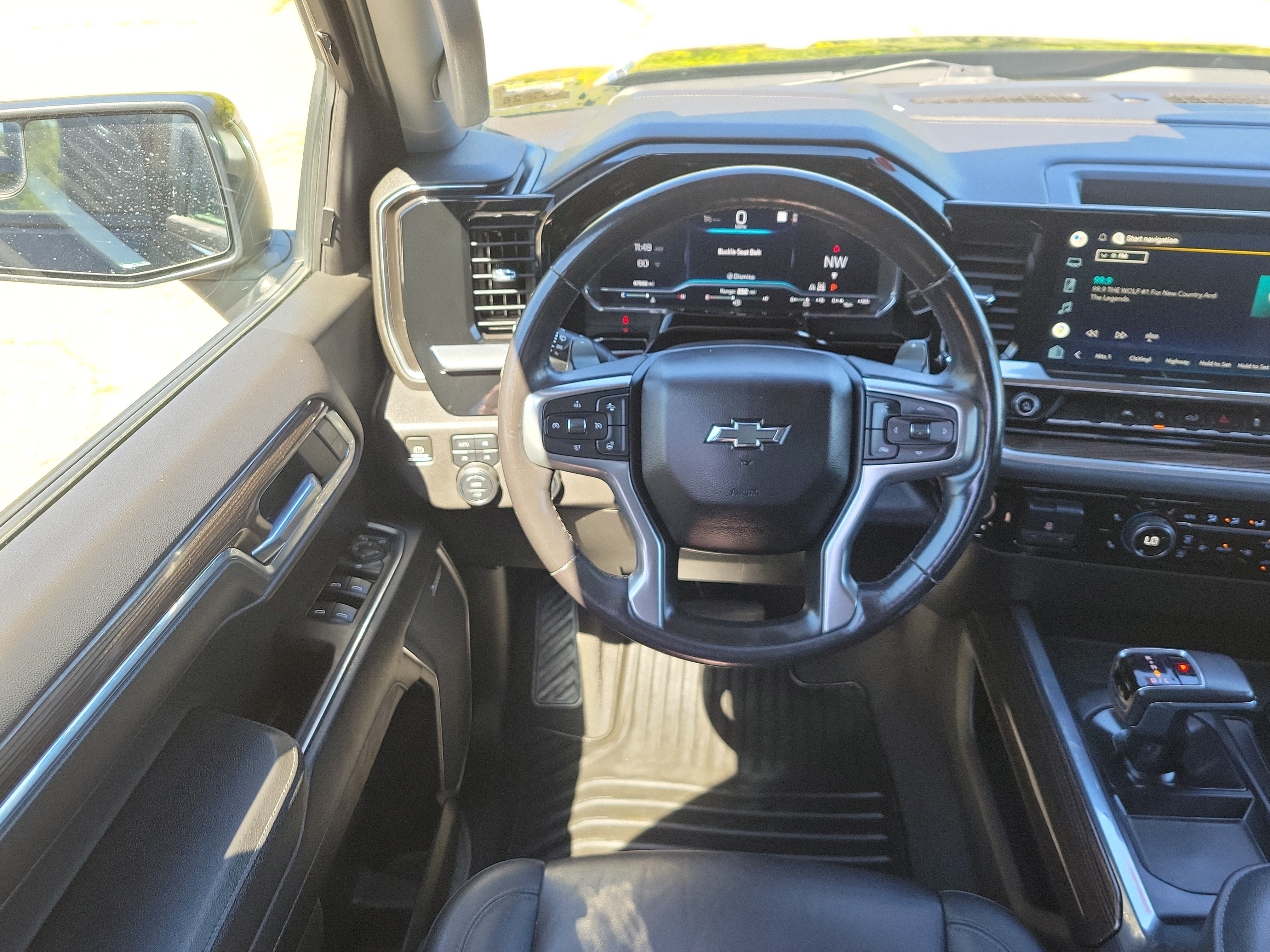 Used 2022 Chevrolet Silverado 1500 RST w/ Convenience Package II AWD/4WD image 19