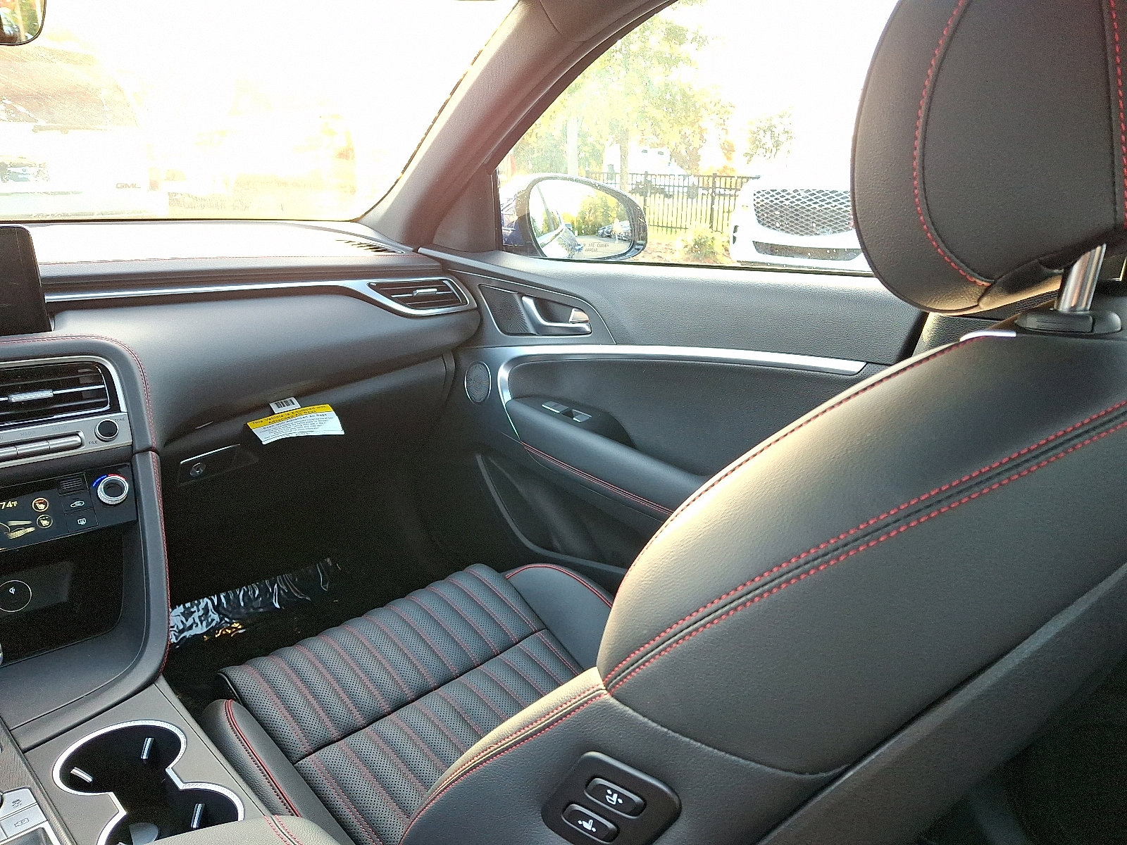 Certified 2025 Genesis G70 2.5T w/ Sport Prestige Package image 16