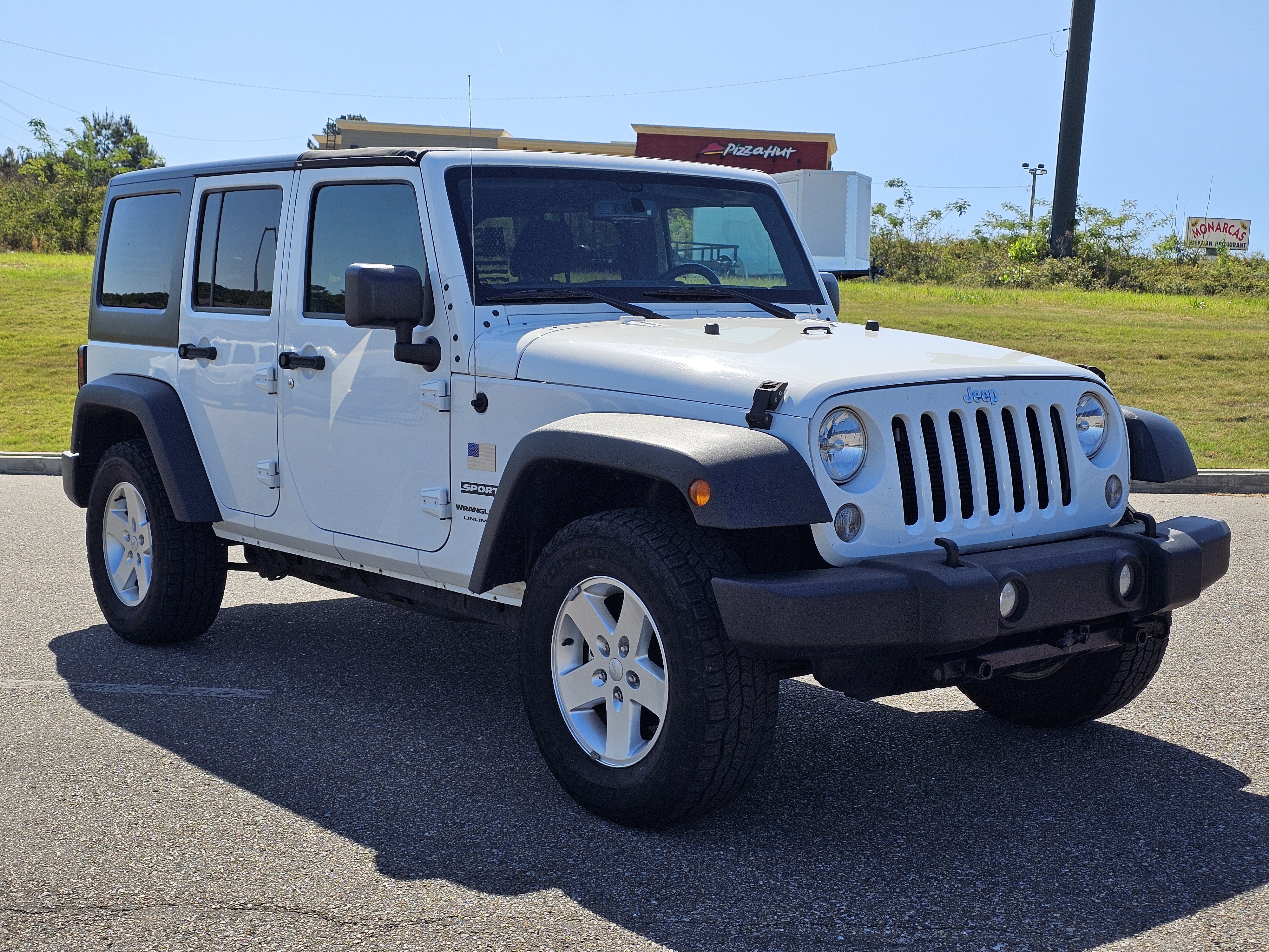 Used 2018 Jeep Wrangler Unlimited Sport S AWD/4WD image 5