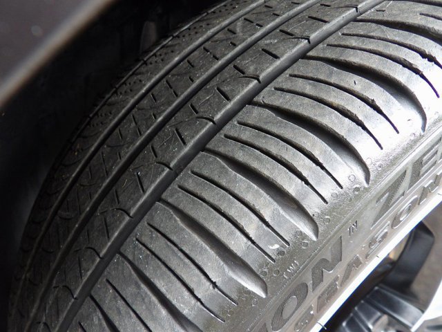 Certified 2024 Volvo XC60 B5 Ultimate w/ Protection Package Premier image 27