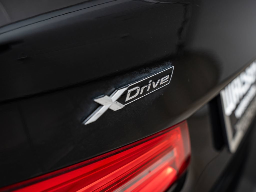 Used 2019 BMW 540i xDrive w/ Executive Package AWD/4WD image 19