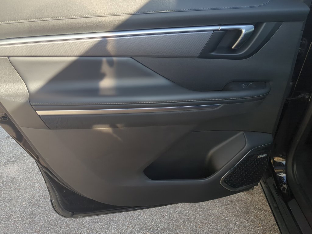 Certified 2026 Buick Enclave Sport Touring FWD image 20
