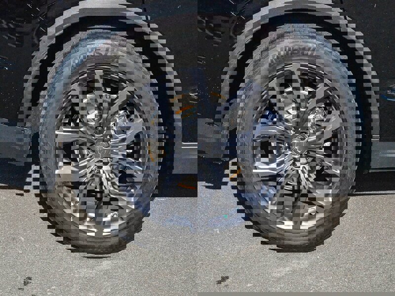 Used 2023 Acura MDX A-Spec image 12