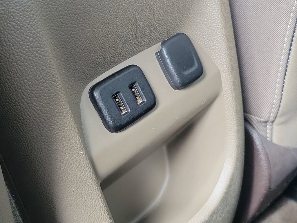 Used 2016 GMC Canyon SLT w/ Driver Alert Package image 31