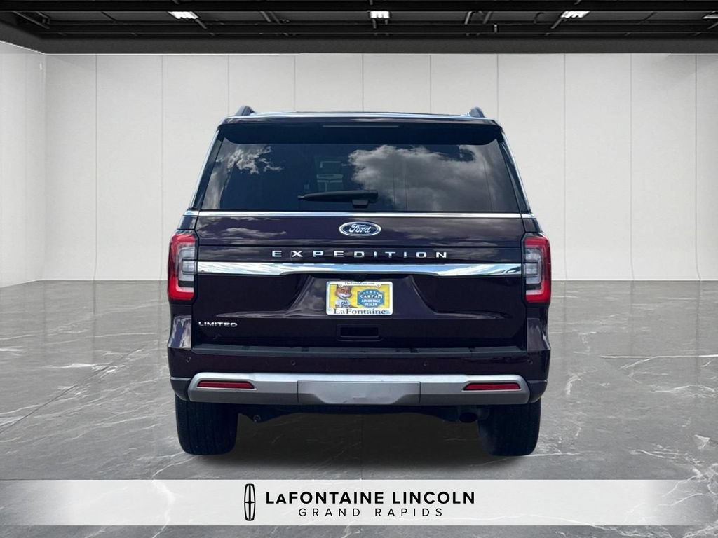 Used 2024 Ford Expedition Limited AWD/4WD image 4