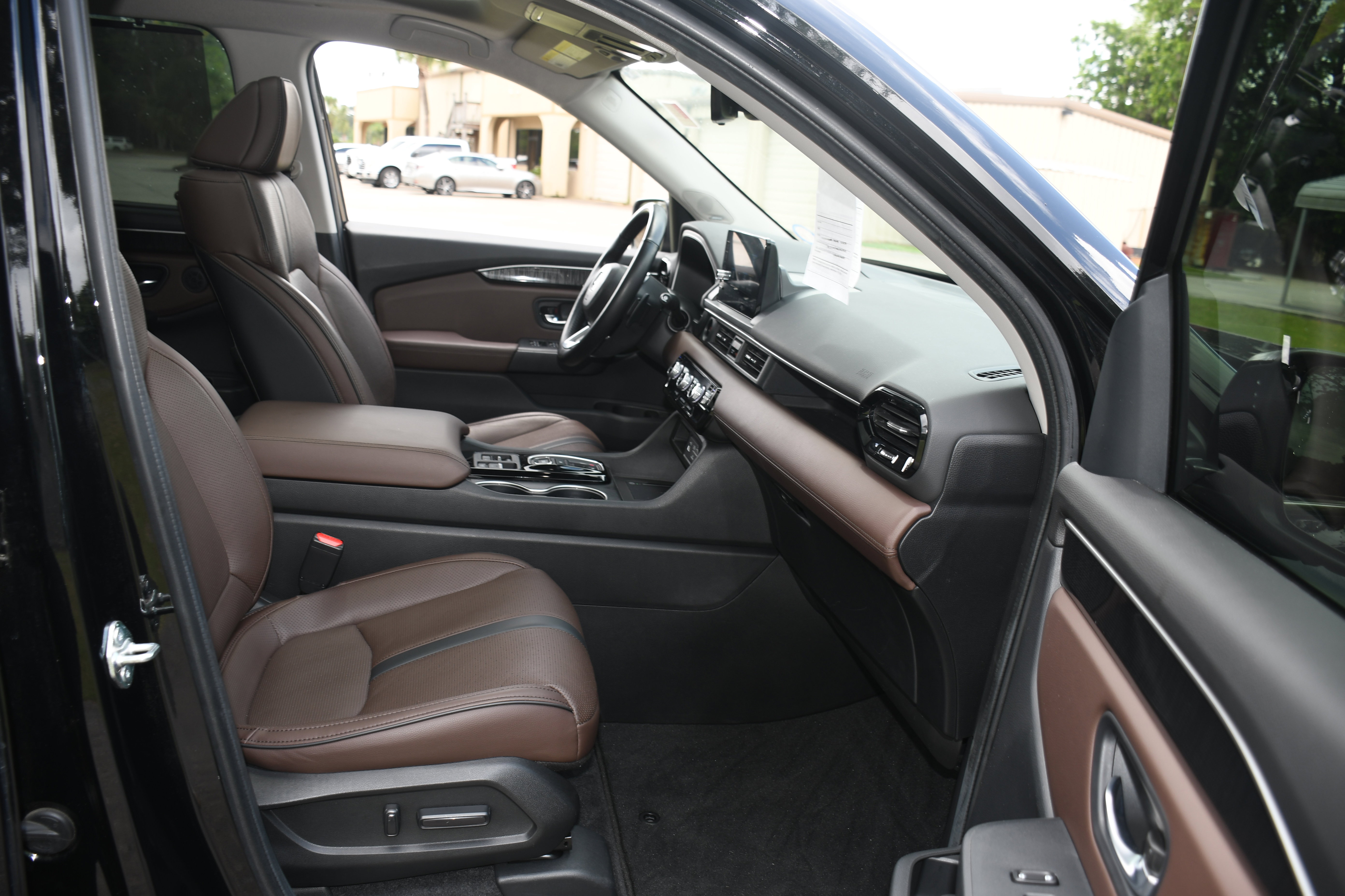 Used 2023 Honda Pilot Elite image 24