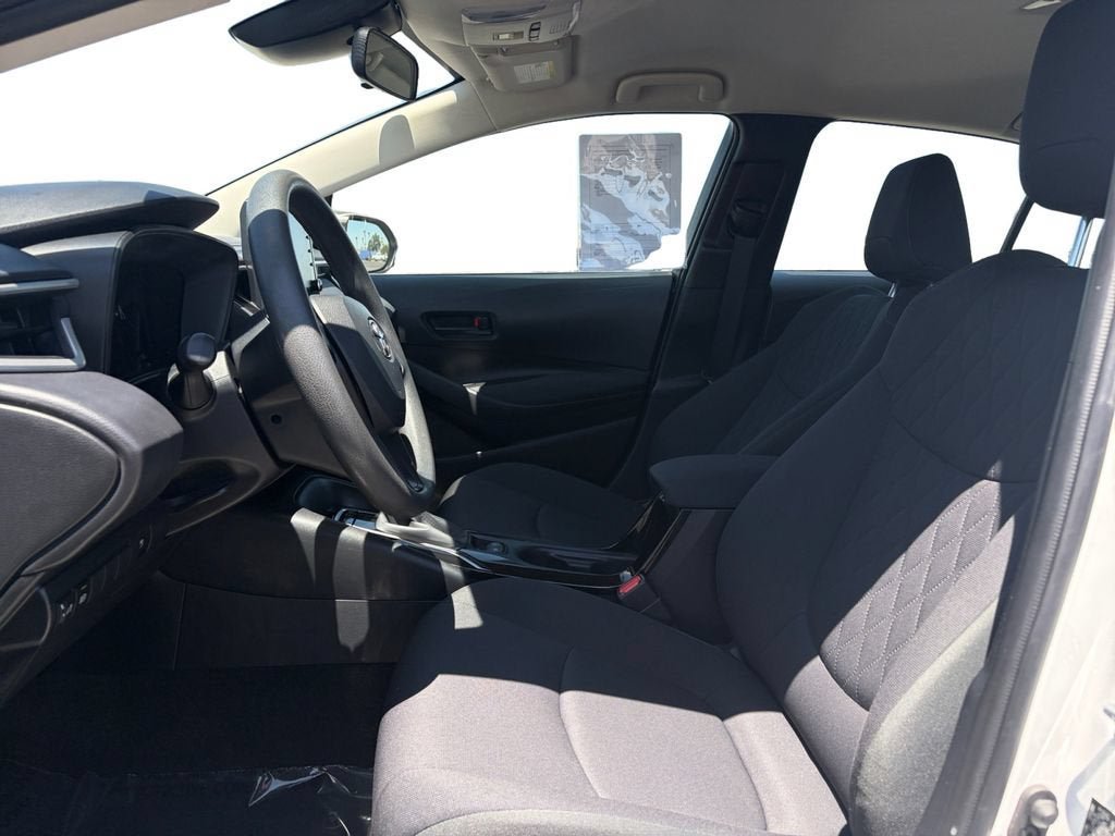 Used 2022 Toyota Corolla LE FWD image 10