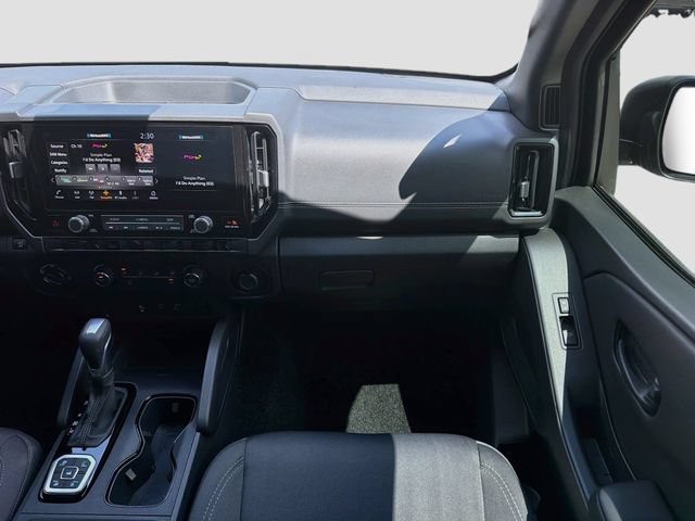 Used 2026 Nissan Frontier SV w/ Tow Package AWD/4WD image 17