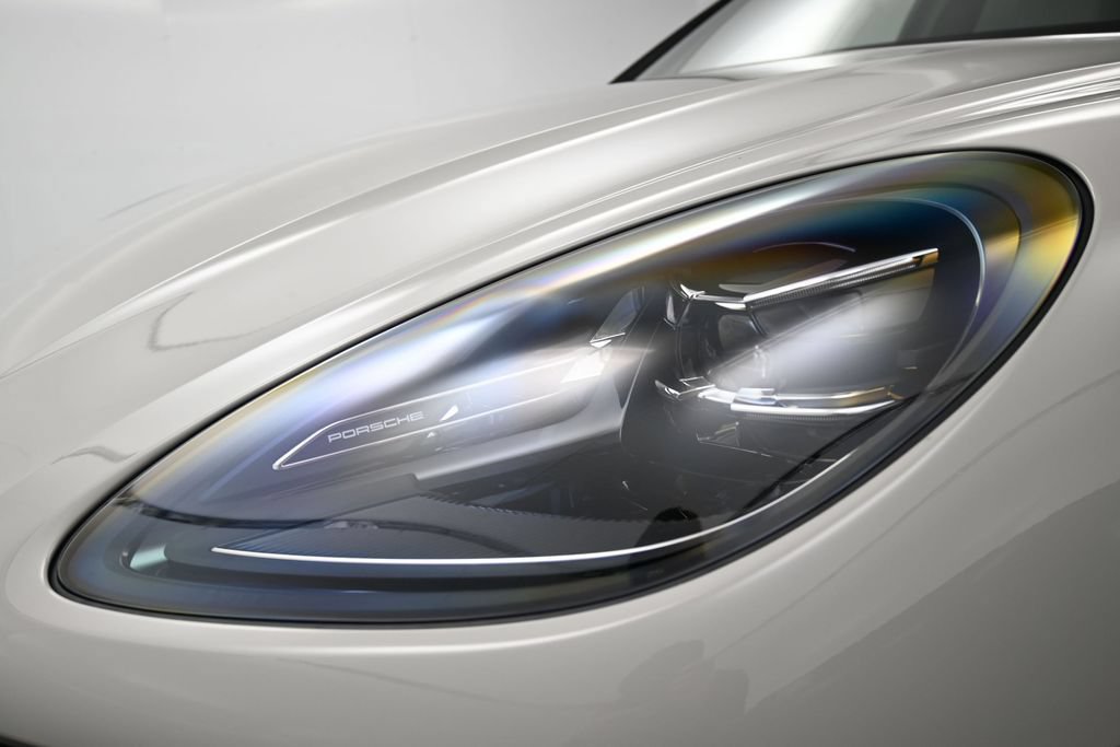 New 2026 Porsche Macan AWD/4WD image 34