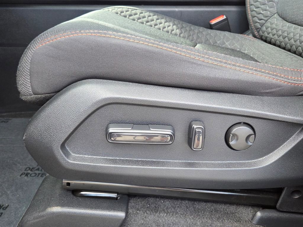 Certified 2023 Honda Pilot Sport image 10