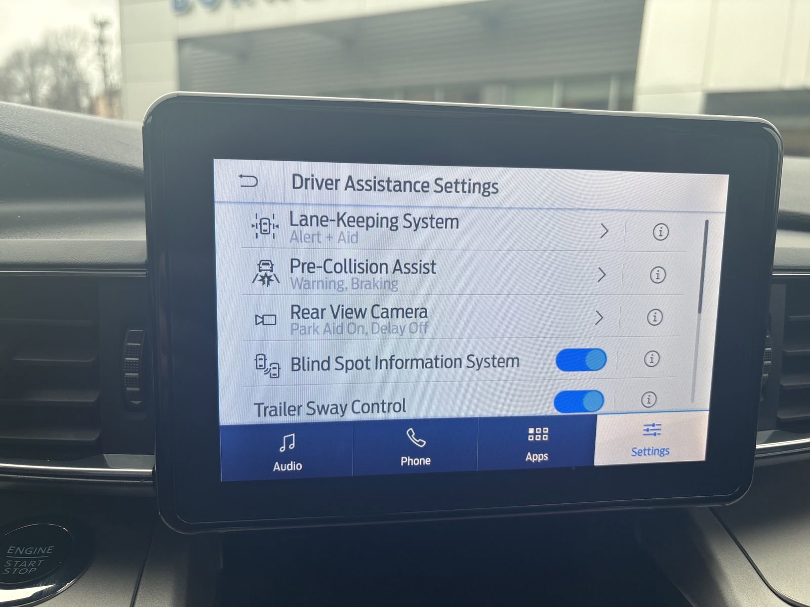 Certified 2022 Ford Explorer XLT w/ Equipment Group 202A image 21