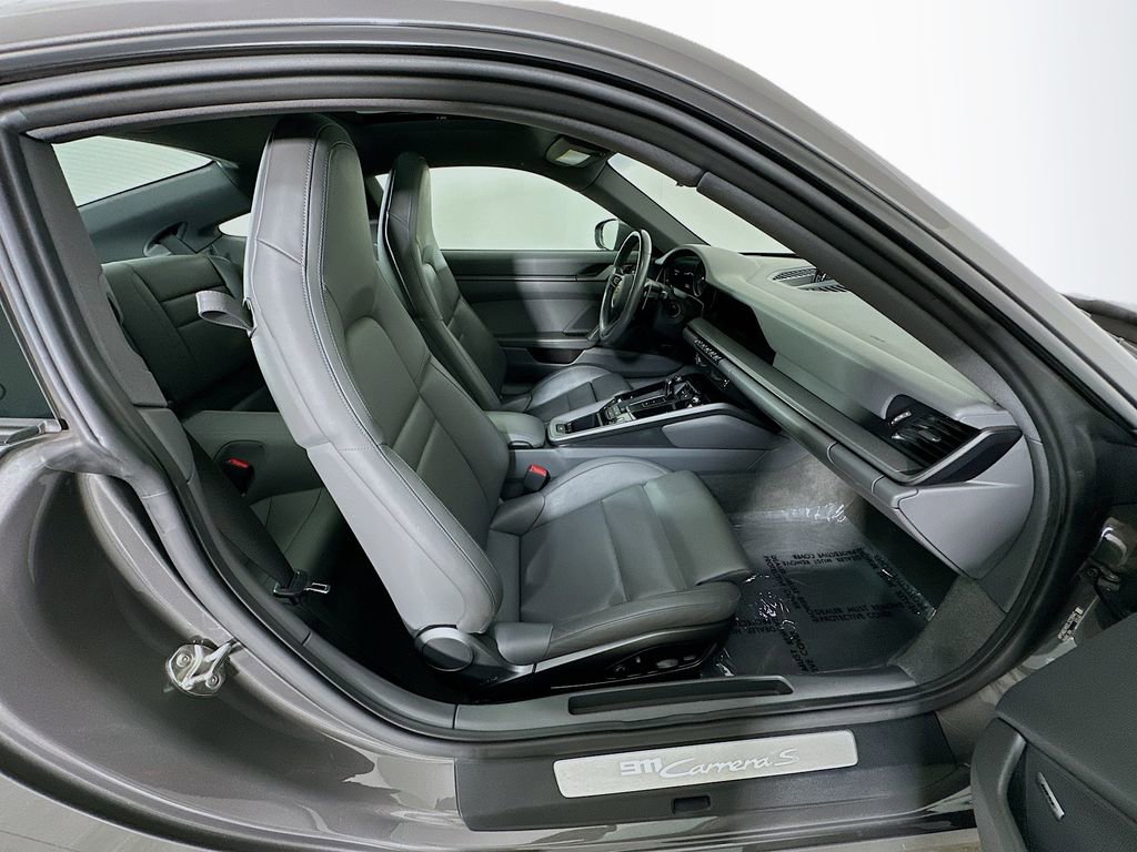 Used 2020 Porsche 911 Carrera S image 30