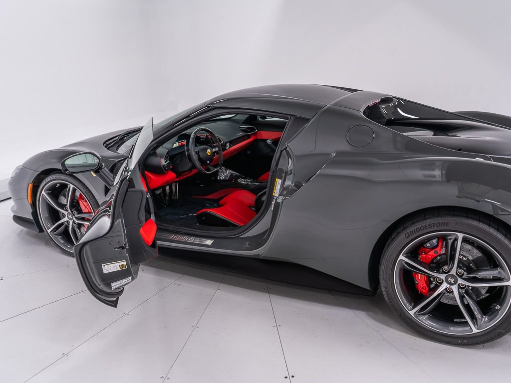Used 2023 Ferrari 296 GTB RWD image 9