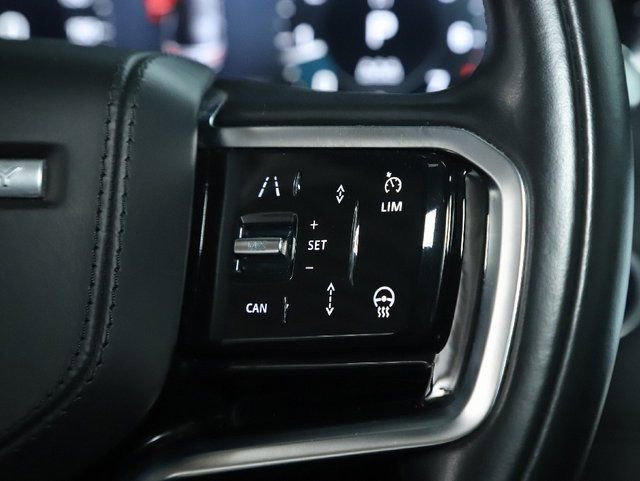 Used 2023 Land Rover Discovery Sport S image 24