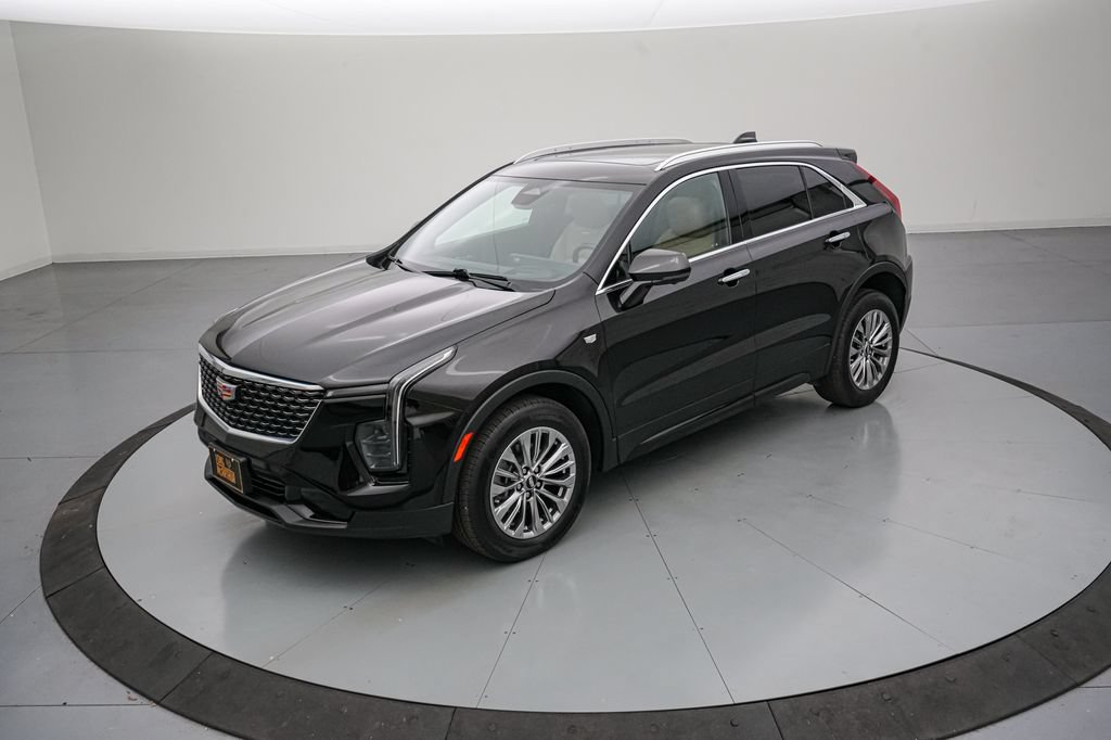 Used 2024 Cadillac XT4 Premium Luxury w/ Active Safety Package AWD/4WD image 8