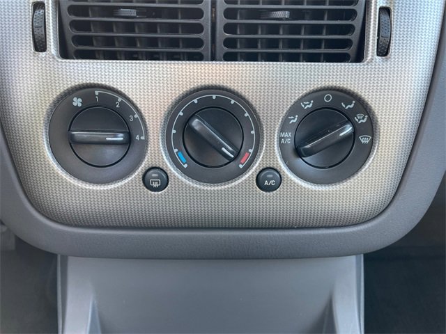 Used 2003 Ford Explorer XLT image 21