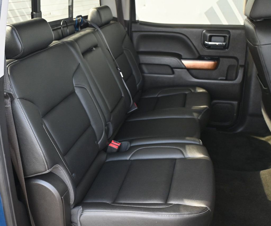 Used 2018 Chevrolet Silverado 1500 LTZ w/ Texas Edition RWD image 17