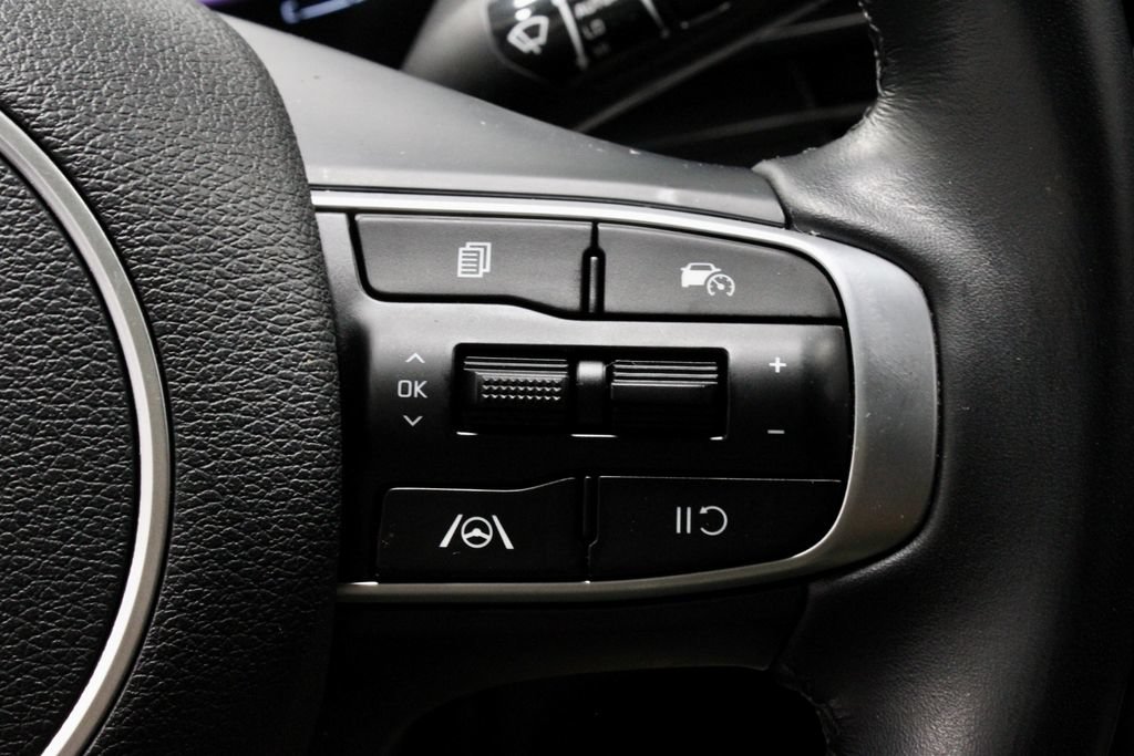 Used 2024 Kia Sportage EX AWD/4WD image 29