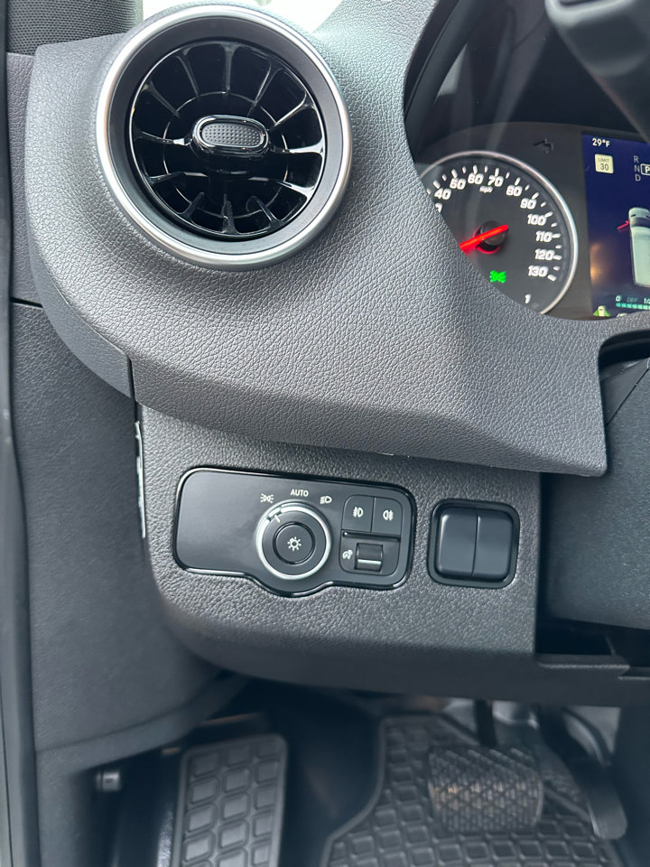 Used 2024 Mercedes-Benz Sprinter 3500 image 31