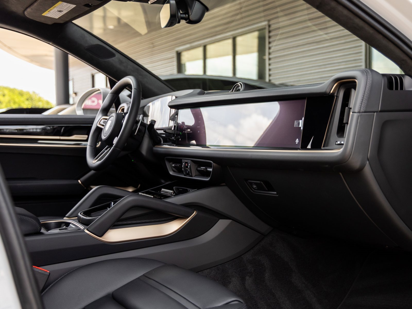 New 2026 Porsche Cayenne Turbo image 51