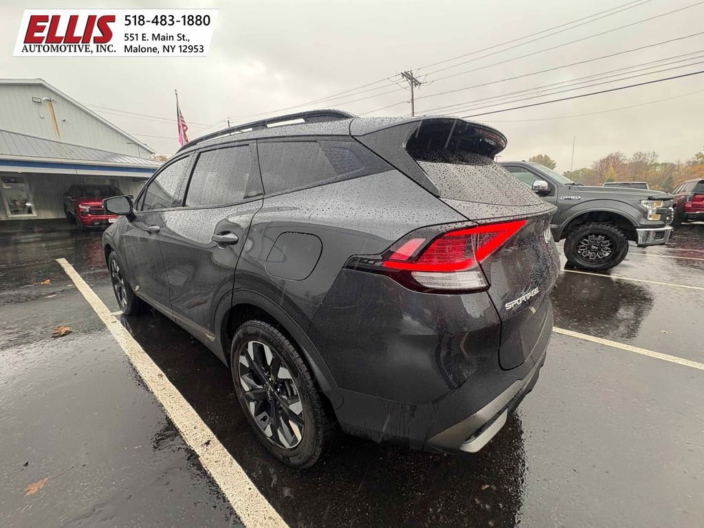 Used 2023 Kia Sportage X-Line w/ X-Line Premium Package image 3