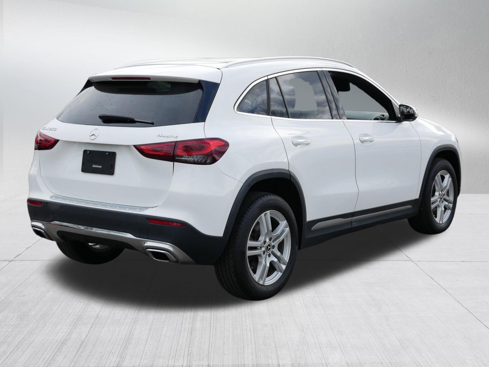 Used 2022 Mercedes-Benz GLA 250 4MATIC image 7