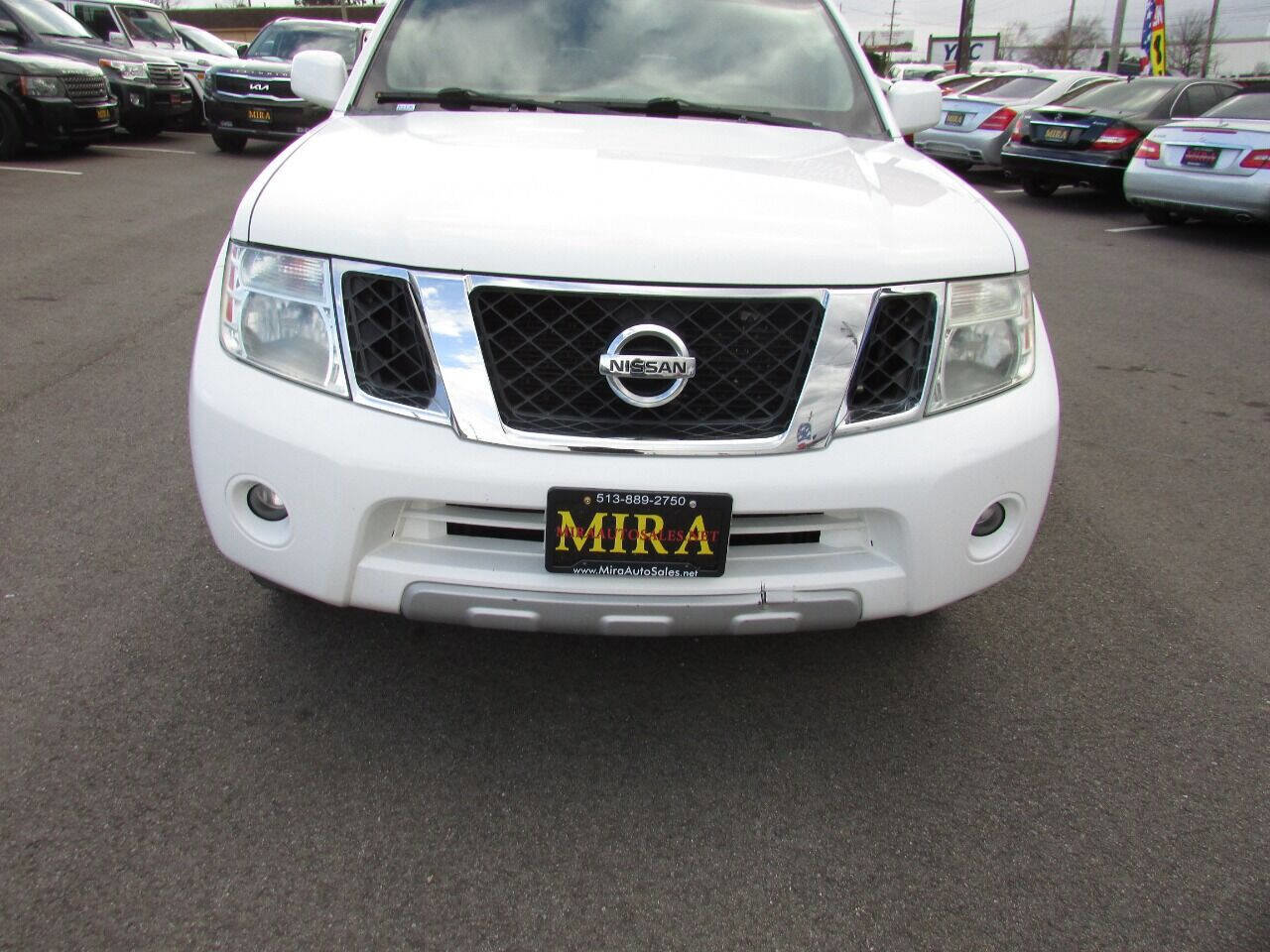 Used 2010 Nissan Pathfinder LE image 29