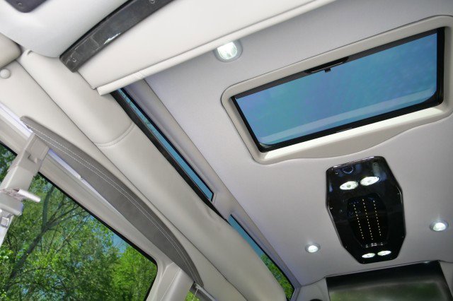 Used 2025 Chevrolet Express 2500 w/ Driver Convenience Package image 37