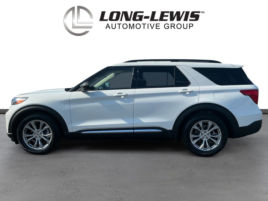 Used 2020 Ford Explorer XLT w/ Equipment Group 202A RWD image 2