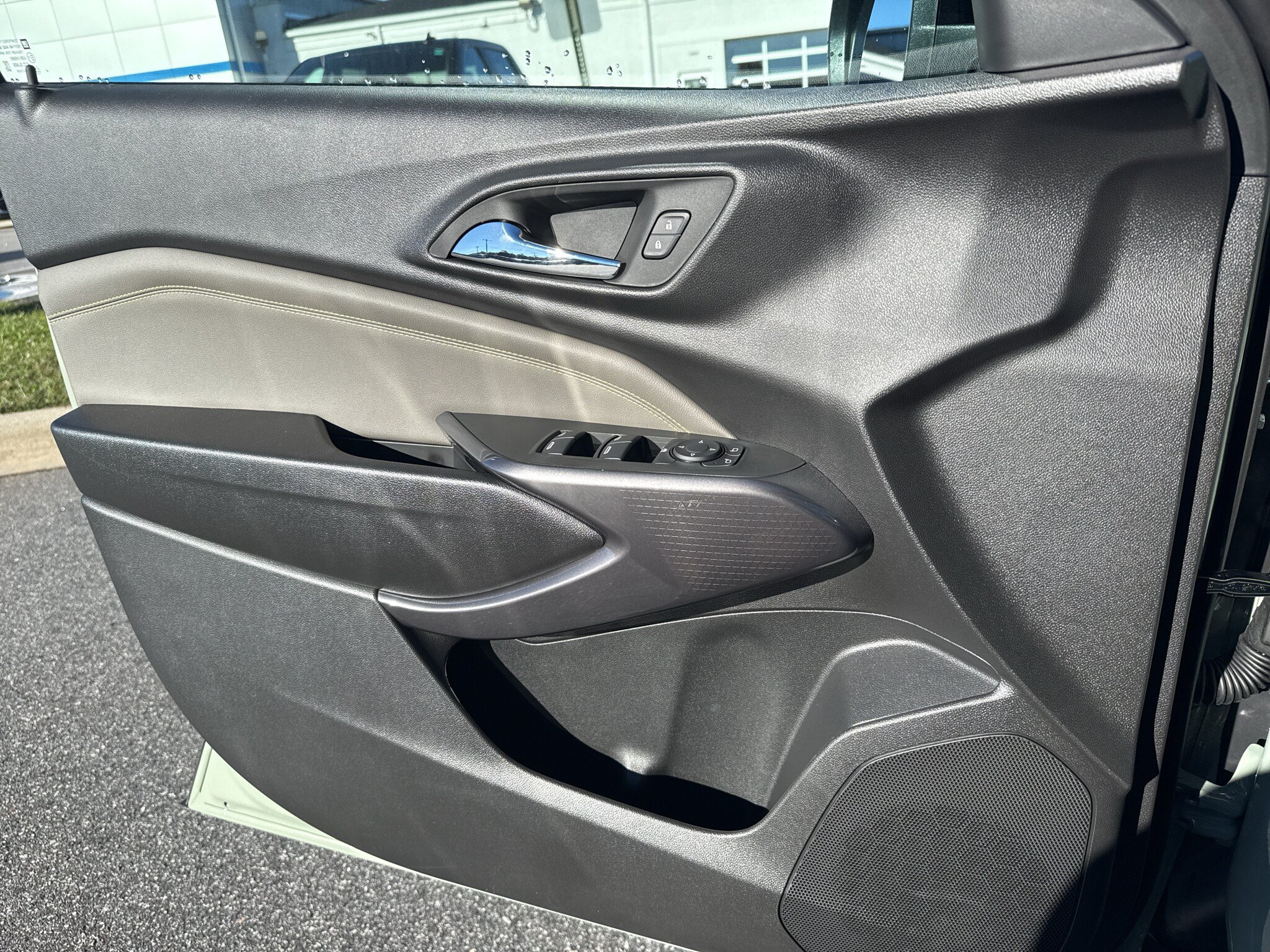 New 2026 Chevrolet Trax ACTIV FWD image 9