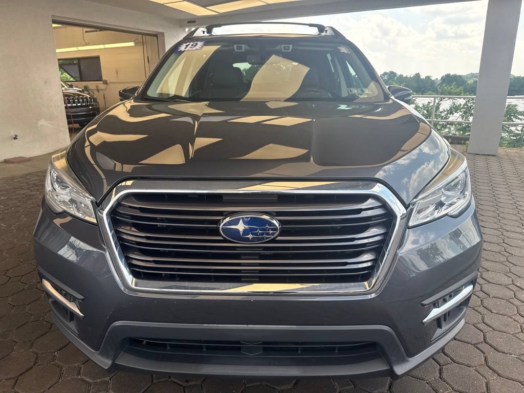 Used 2019 Subaru Ascent Limited w/ Popular Package #3 AWD/4WD image 2