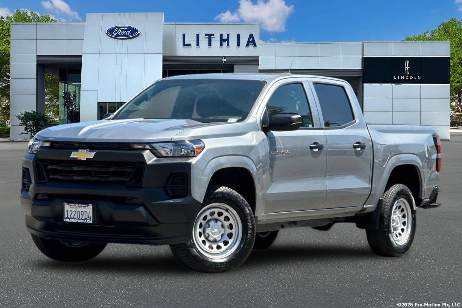 Used 2024 Chevrolet Colorado W/T RWD video 1