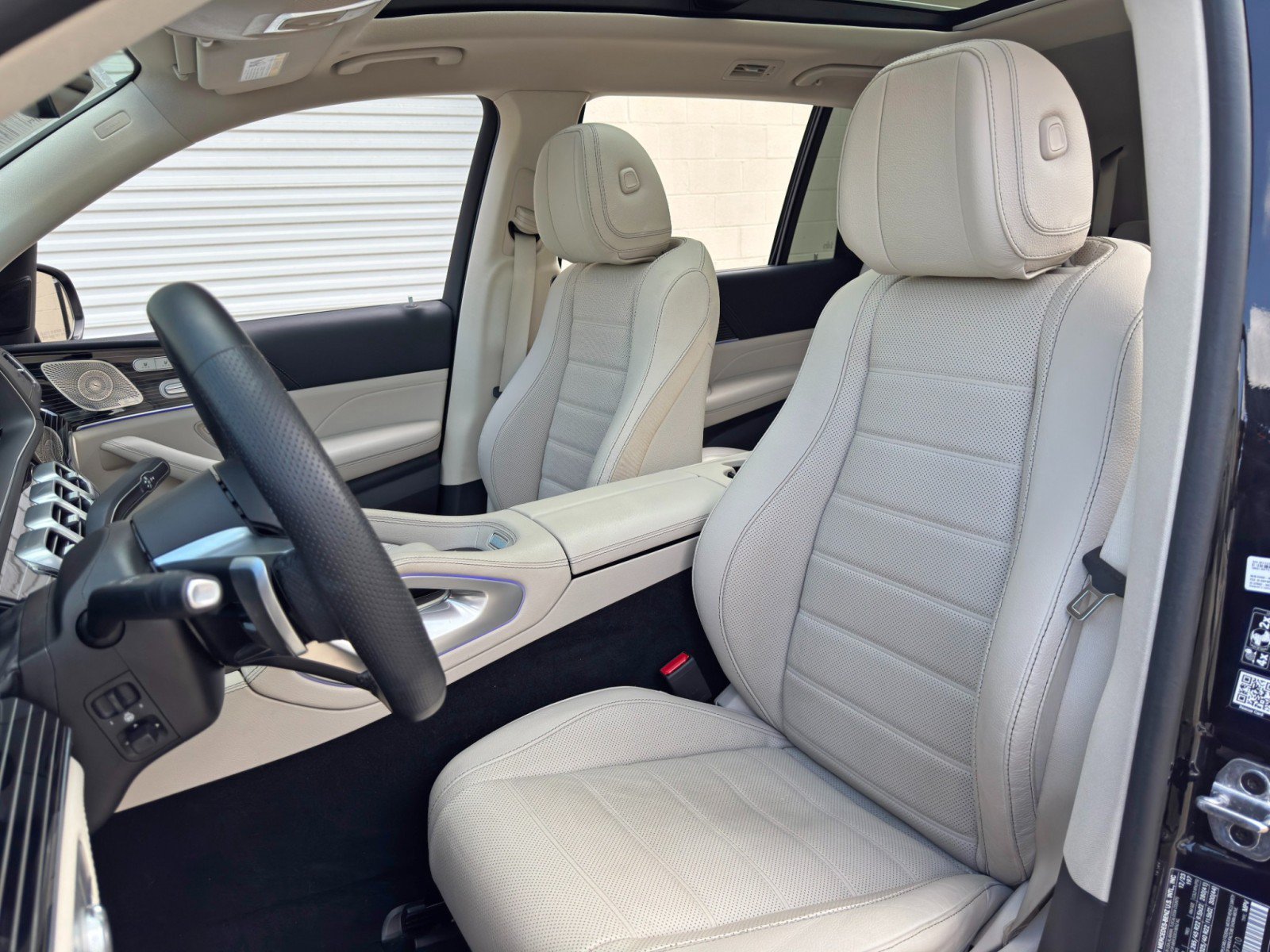 Used 2024 Mercedes-Benz GLS 580 4MATIC image 44