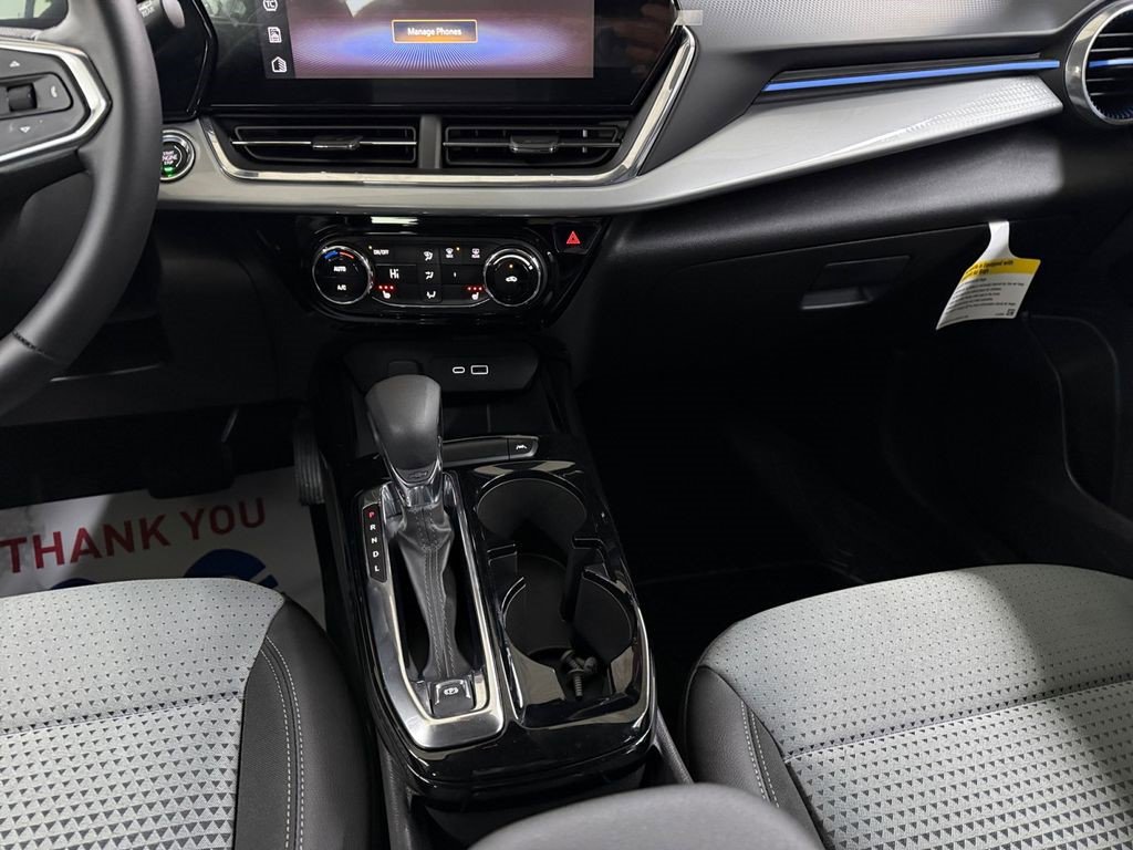 Certified 2025 Chevrolet Trax LT w/ Driver Confidence Package FWD image 9