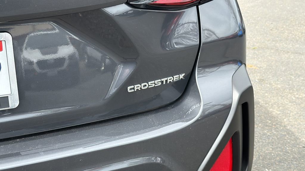 Used 2025 Subaru Crosstrek 2.0i Premium image 11