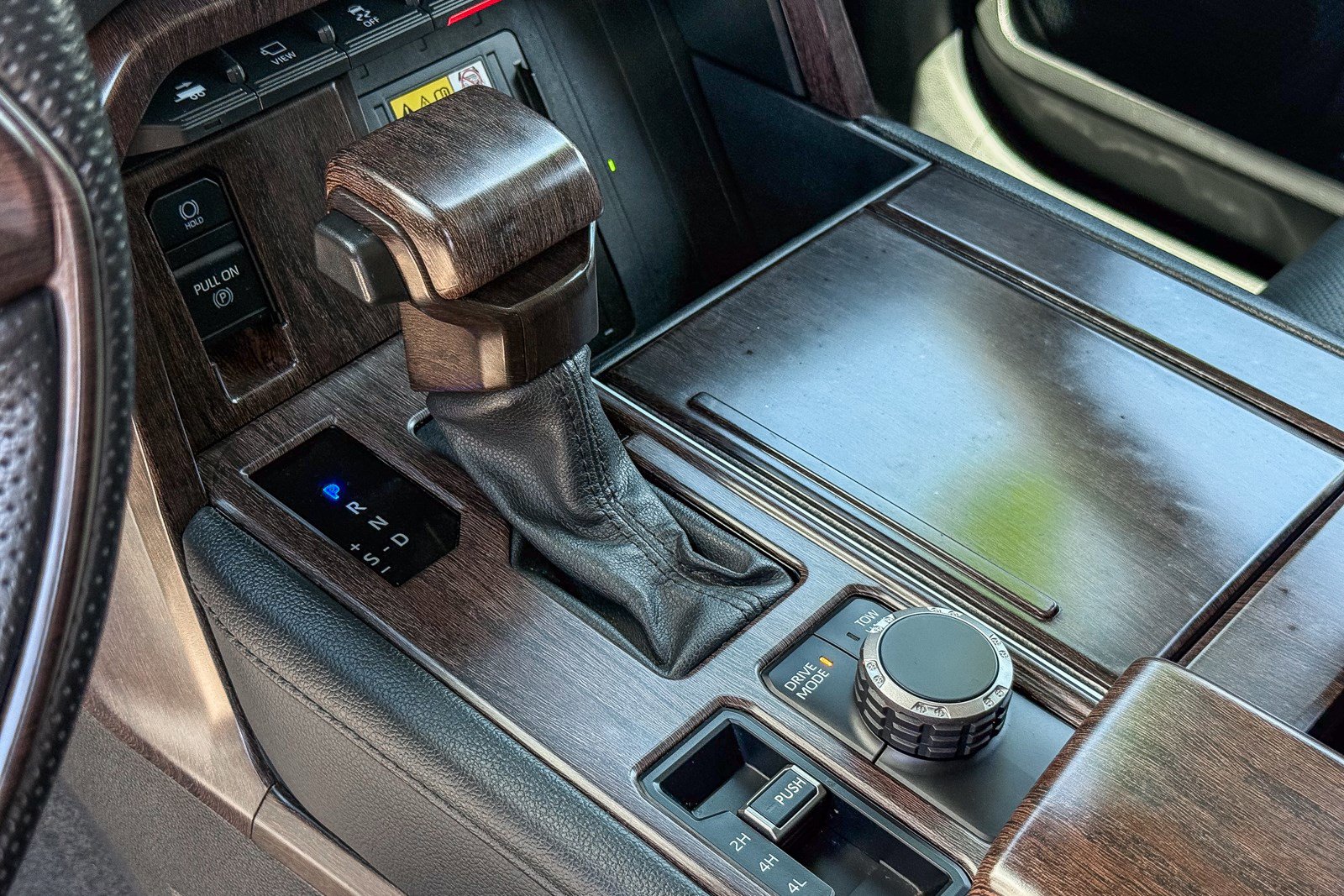 Used 2024 Toyota Sequoia Limited w/ Nightshade Package image 19