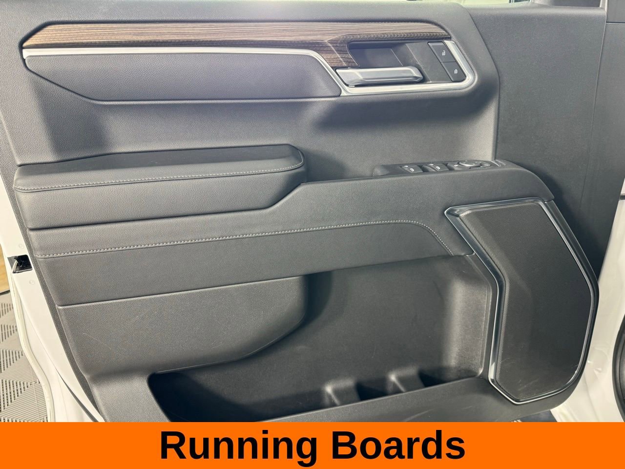 Used 2023 Chevrolet Silverado 1500 LT image 10