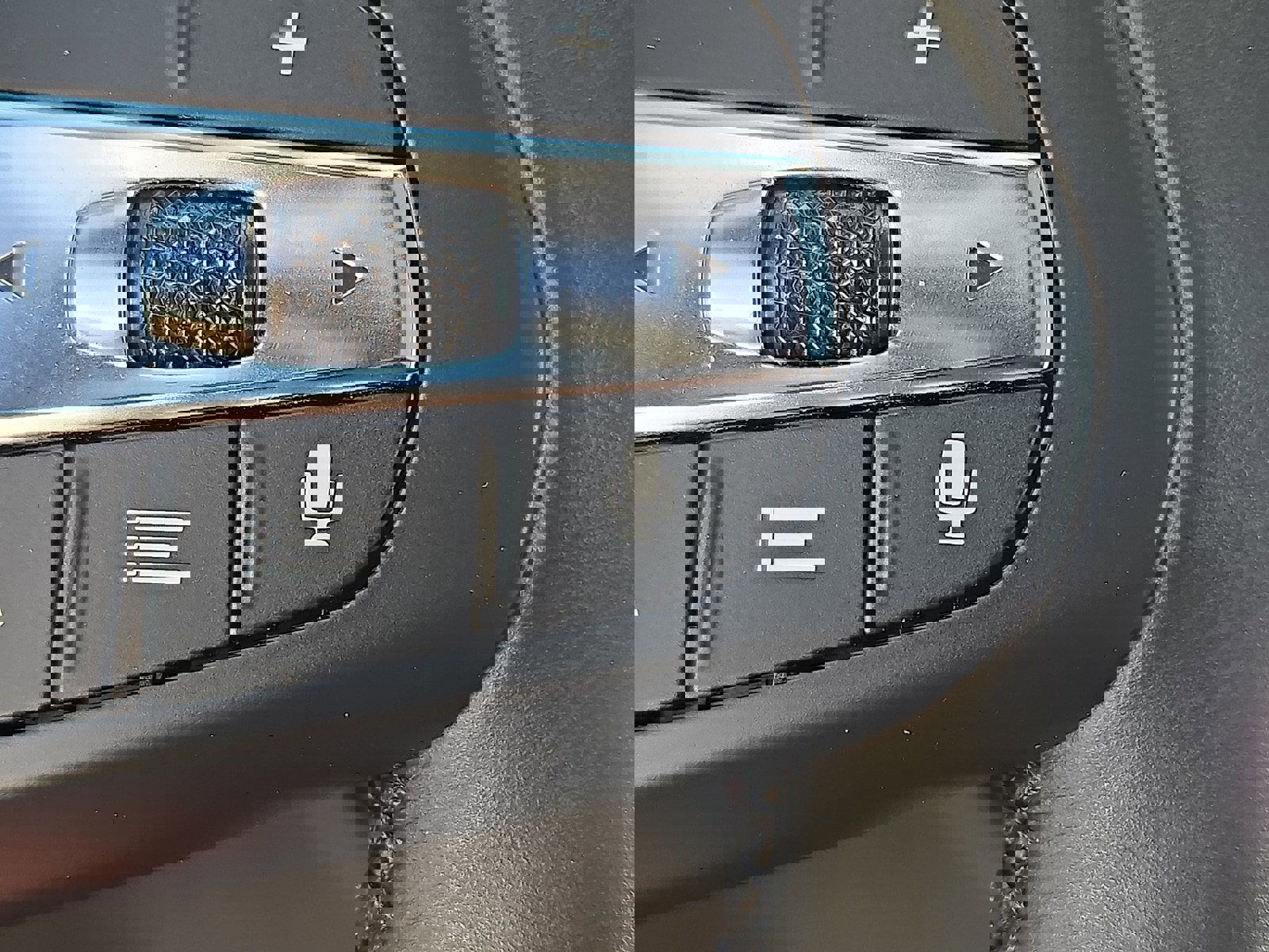 Used 2023 BMW 230i xDrive Coupe w/ Premium Package AWD/4WD image 26