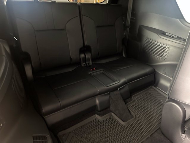 Used 2025 Lexus LX 700h Luxury AWD/4WD image 32