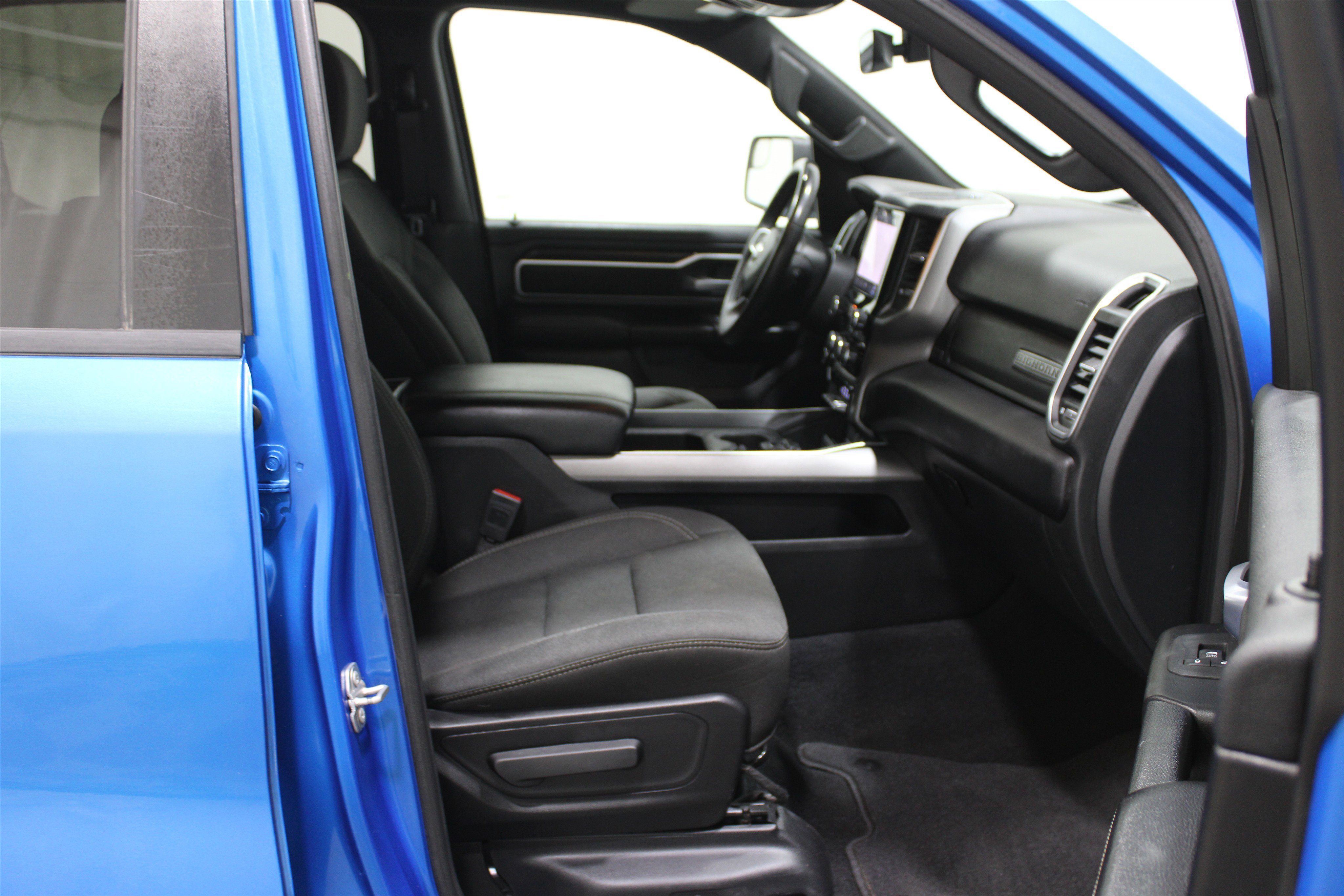 Used 2025 RAM 1500 Big Horn image 28