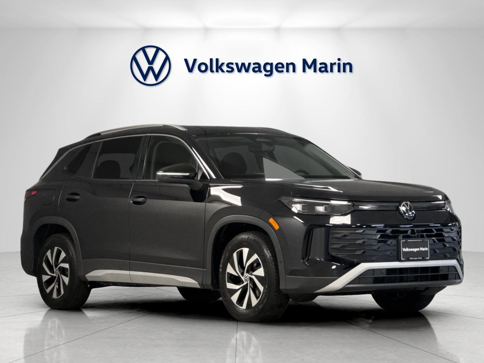 New 2026 Volkswagen Tiguan S FWD image 7