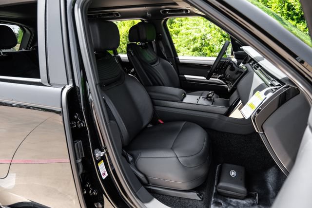 New 2026 Land Rover Range Rover SV AWD/4WD image 43