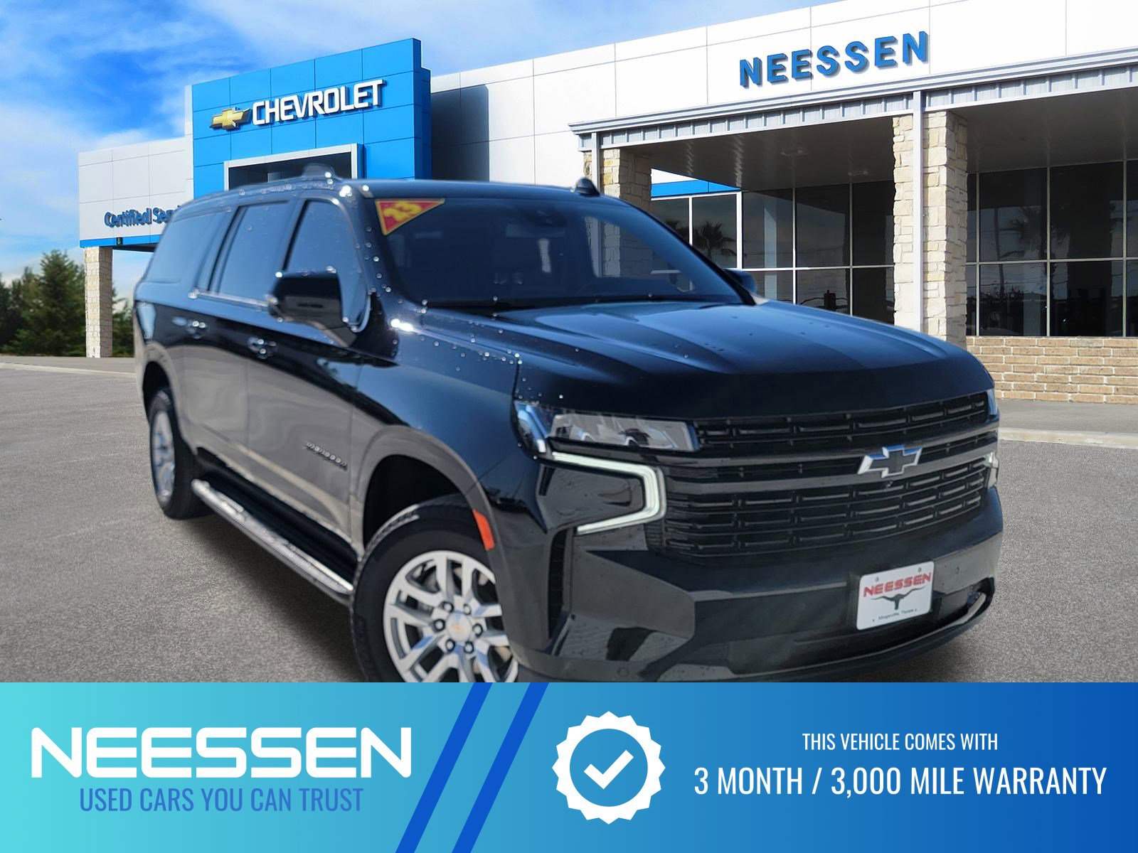 Used 2023 Chevrolet Suburban RST w/ Luxury Package image 1