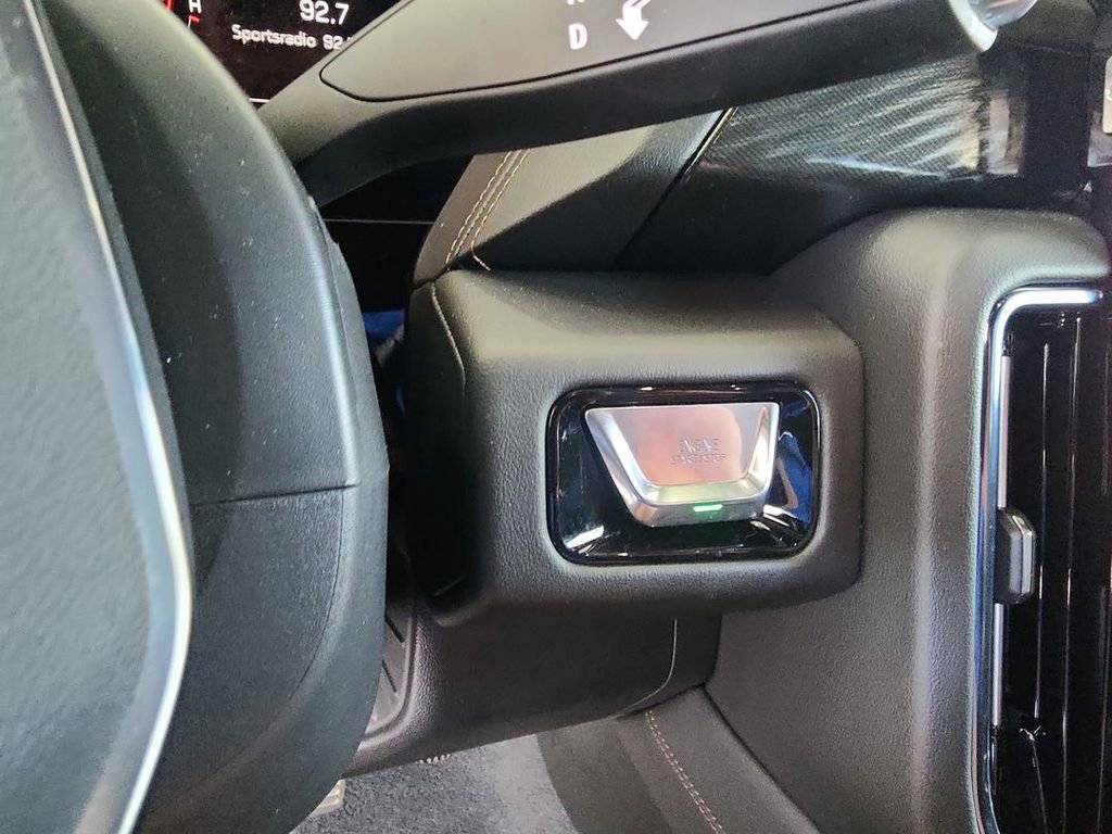 Certified 2025 GMC Yukon XL AT4 w/ AT4 Premium Plus Package image 17