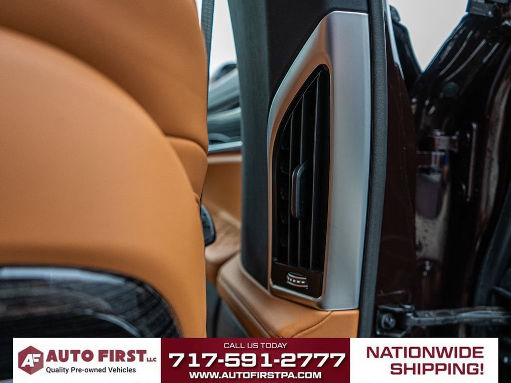 Used 2020 BMW 750i xDrive w/ Autobahn Package image 30